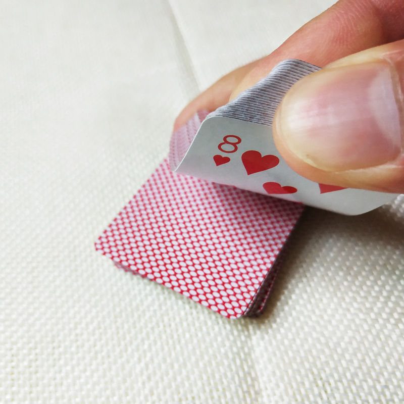 بطاقات لعب صغيرة بحجم 3.3 × 5. - مراجعة Party Games Mini وسعره